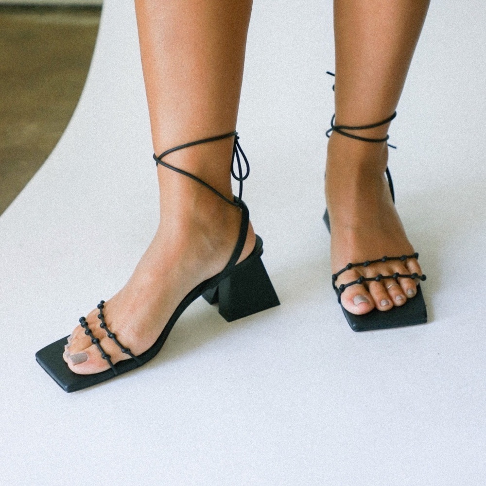 ALOHAS Juniper Black Leather Tie Up Sandal EU Size 39 US 8.5